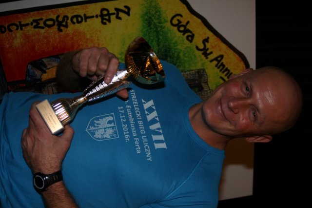 "Bieg między pomnikami" z historią w tle - podziękowanie